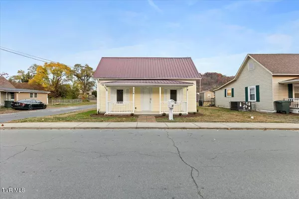 Elizabethton, TN 37643,306 Academy ST