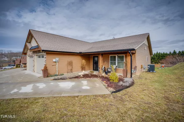 Johnson City, TN 37601,1039 Traders WALK