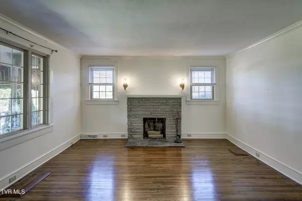 Erwin, TN 37650,1208 Main AVE