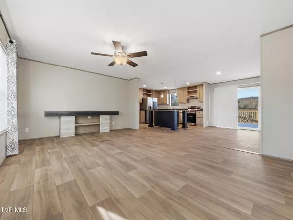 Lafollette, TN 37766,135 Gamble LN