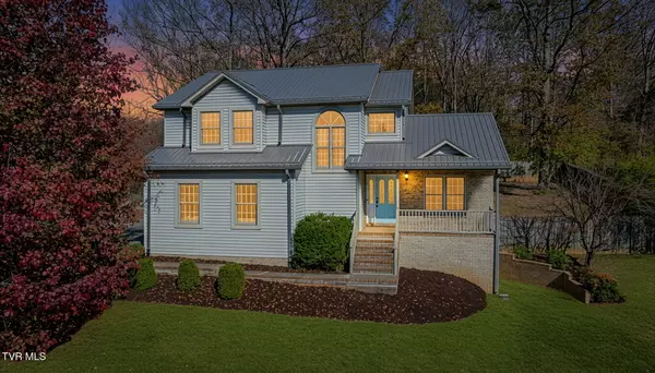 Johnson City, TN 37601,1 Green Valley CT