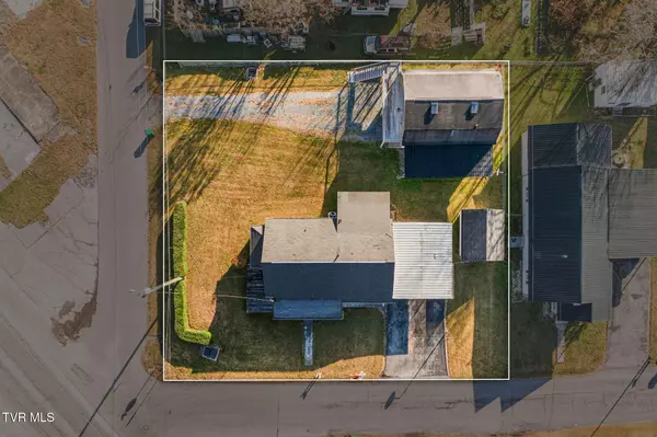 Erwin, TN 37650,102 Sycamore And 602 Monroe ST