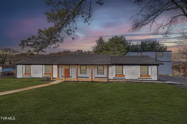 Kingsport, TN 37663,220 Blue Haven DR