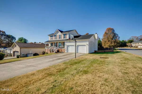 Gray, TN 37615,102 Ebony LN