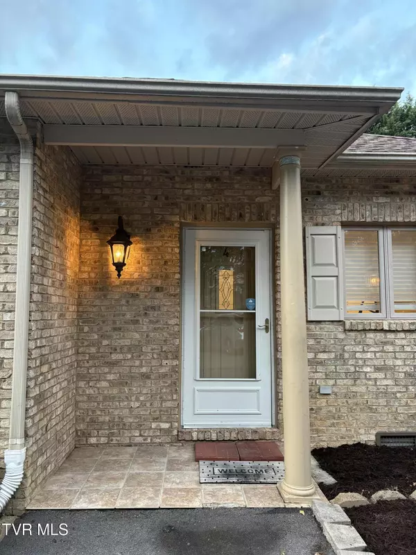 Johnson City, TN 37601,176 South Austin Springs RD #4