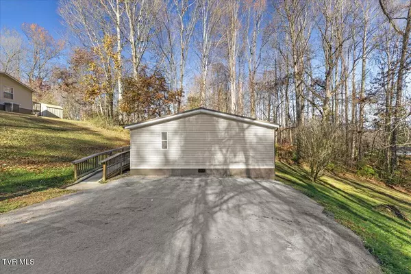 Johnson City, TN 37601,1012 Kingston CT