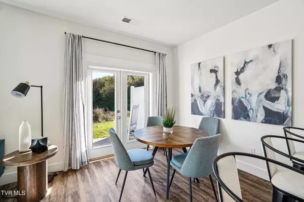 Kingsport, TN 37664,1142 Wenna Way