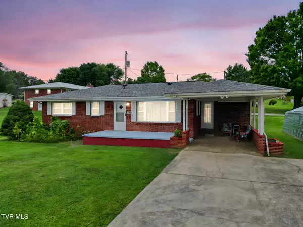 390 Main ST, Mosheim, TN 37818