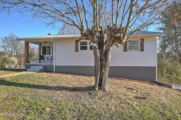 Bristol, TN 37620,326 Walnut TRL
