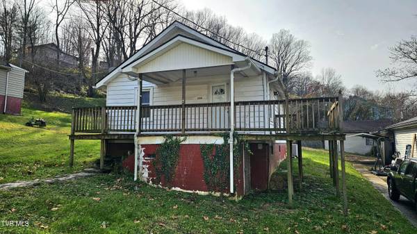 Appalachia, VA 24216,604 Blondell AVE