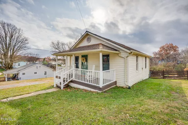 Kingsport, TN 37660,1412 Jayne RD