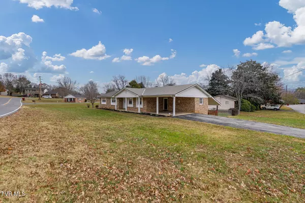 Johnson City, TN 37601,212 Mayflower RD