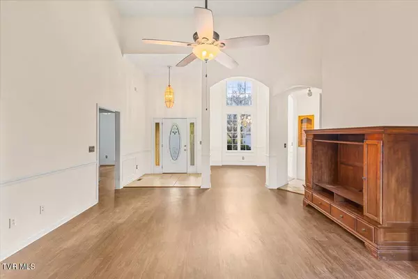 Jonesborough, TN 37659,240 County Farm RD