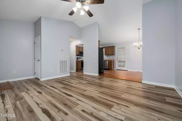 Jonesborough, TN 37659,481 Emma Grace DR