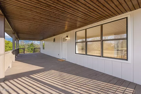 Midway, TN 37809,630 Arrowhead LOOP