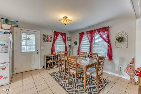 Bristol, TN 37620,131 Grubb LN