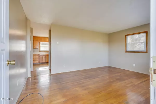 Johnson City, TN 37604,2907 Indian Ridge RD