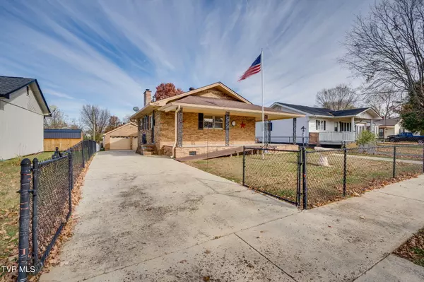 Kingsport, TN 37664,1556 Redwood DR