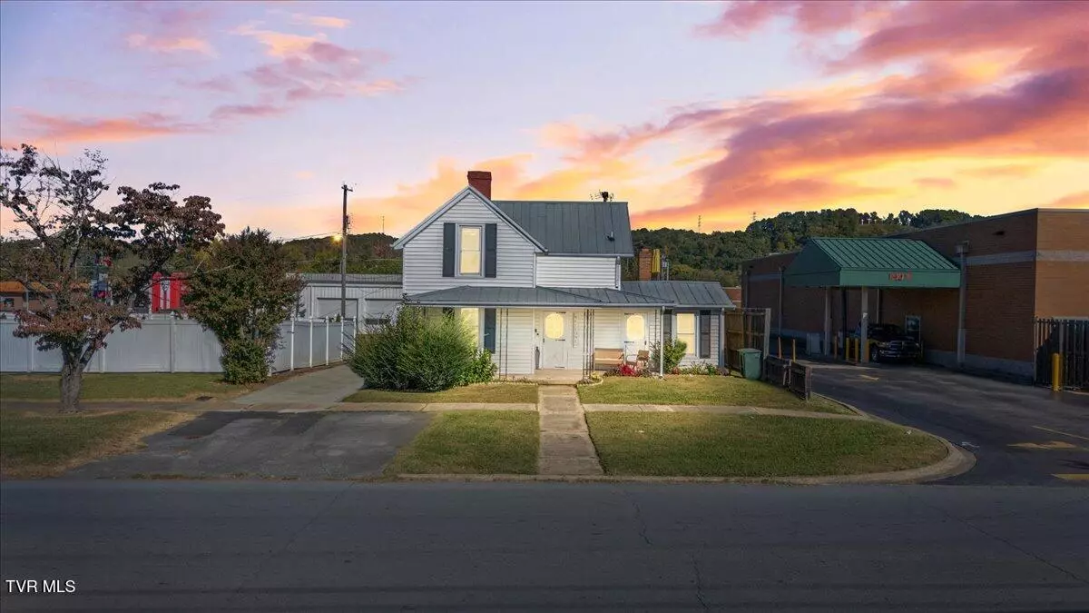 Elizabethton, TN 37643,211 C ST