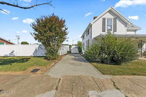 Elizabethton, TN 37643,211 C ST