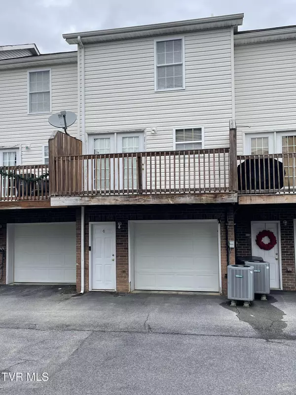 Bristol, TN 37620,115 Belmont DR #B4