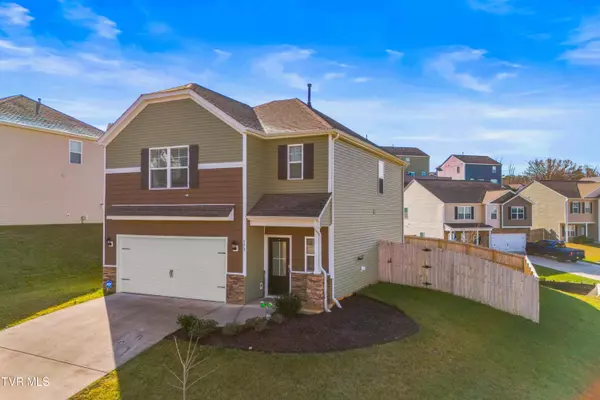 573 Cliff ST, Morristown, TN 37814