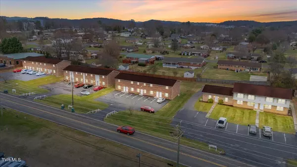 1740 Bonham RD, Bristol, VA 24201