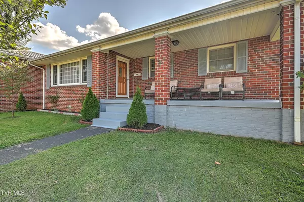 454 Douglas ST, Bristol, VA 24201