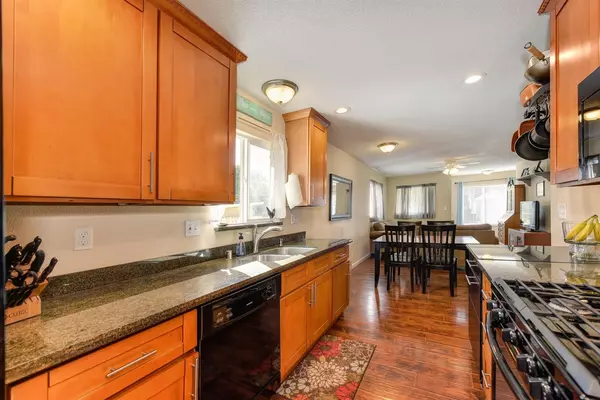Sacramento, CA 95820,3415 53rd ST