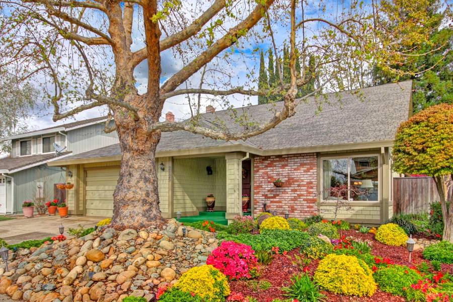 2829 Tiffany West WAY, Sacramento, CA 95827