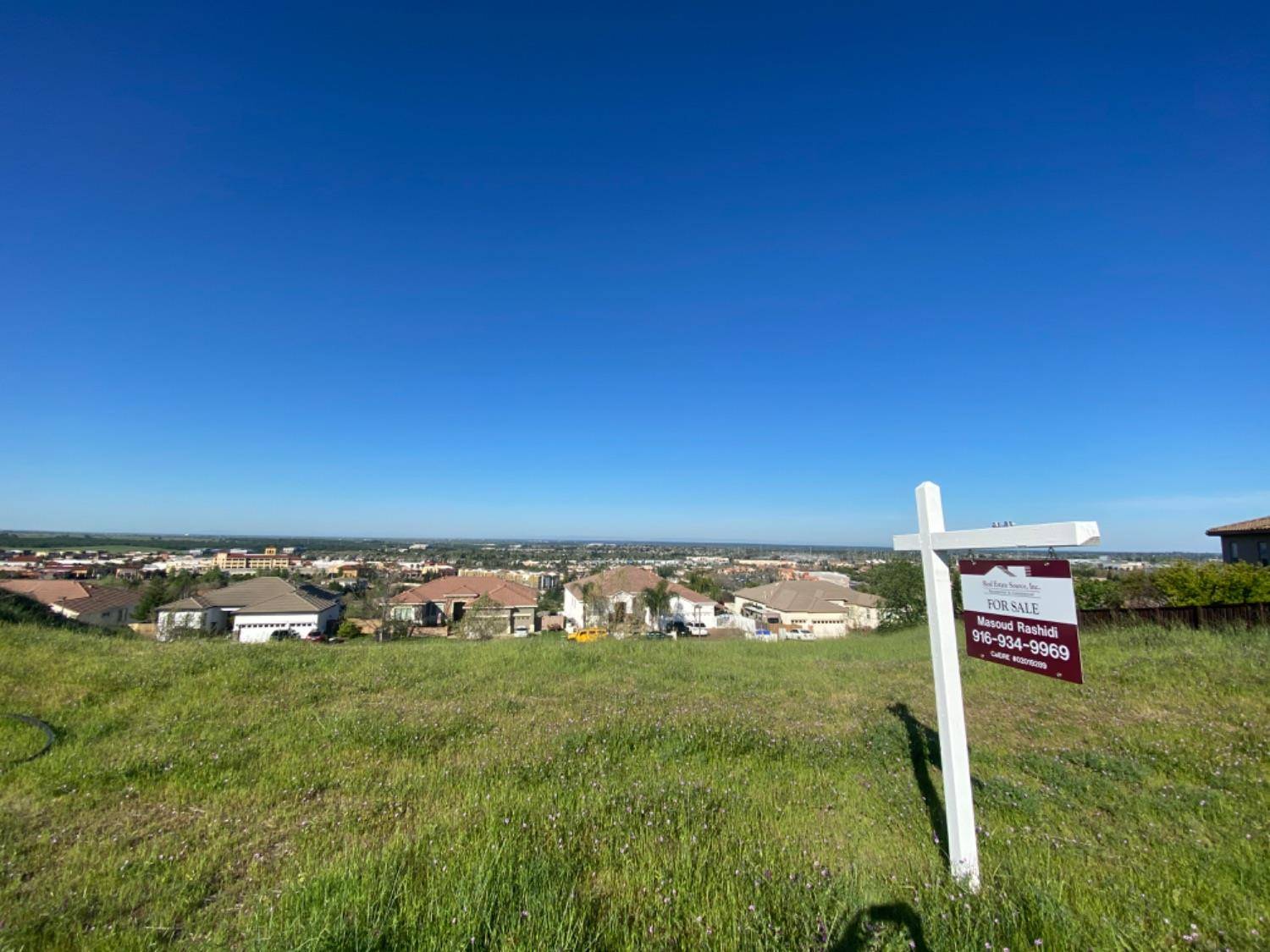 Folsom, CA 95630,506 Listowe DR