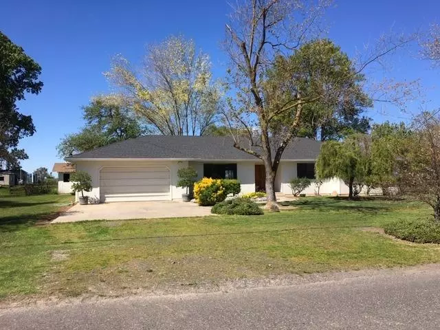 10101 Pioneer AVE, Oakdale, CA 95361