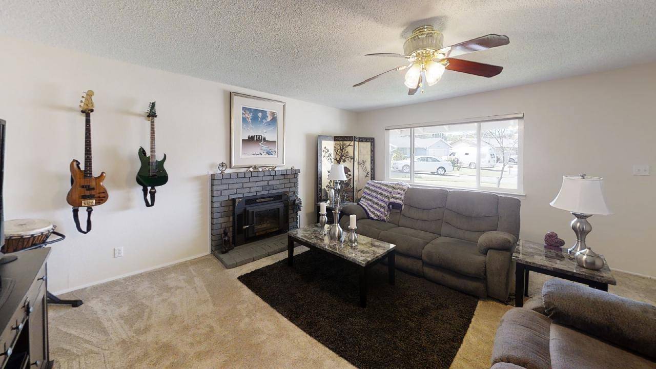 Orangevale, CA 95662,8876 Tahiti CT
