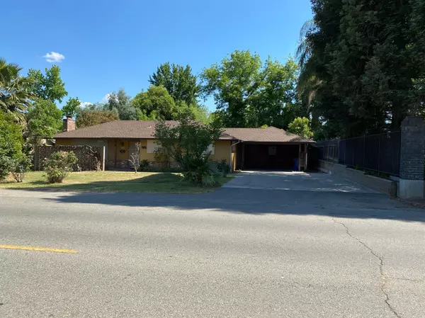 Sacramento, CA 95821,4114 Robertson AVE