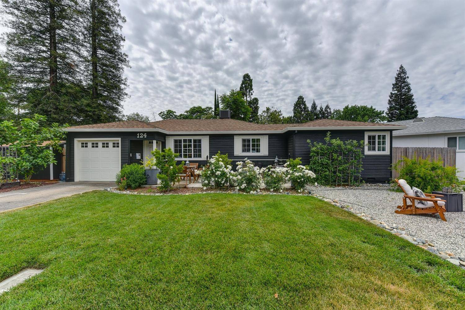 124 Alta Vista AVE, Roseville, CA 95678