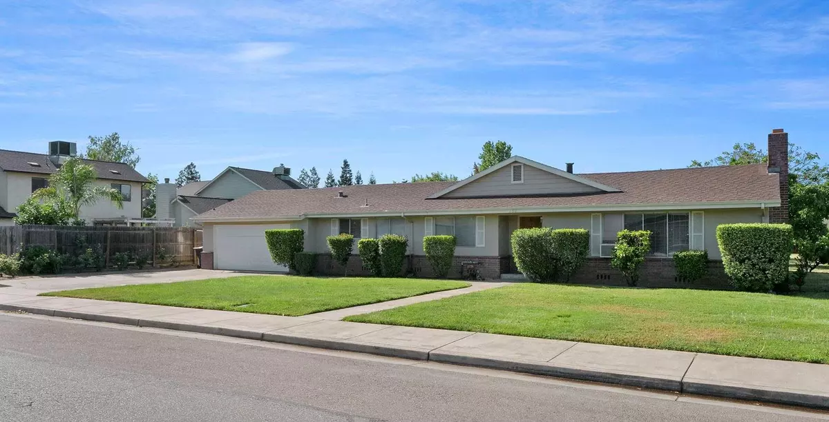 Lodi, CA 95240,290 Almond DR