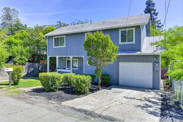 135 Diamond ST, Auburn, CA 95603