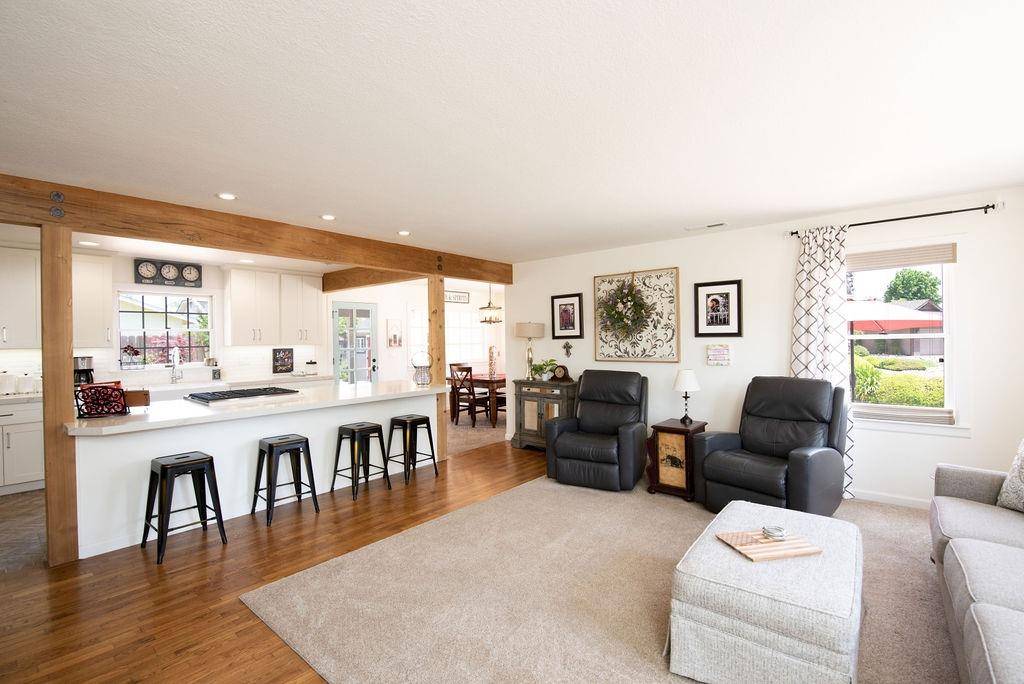 Oakdale, CA 95361,1950 Sunset CT
