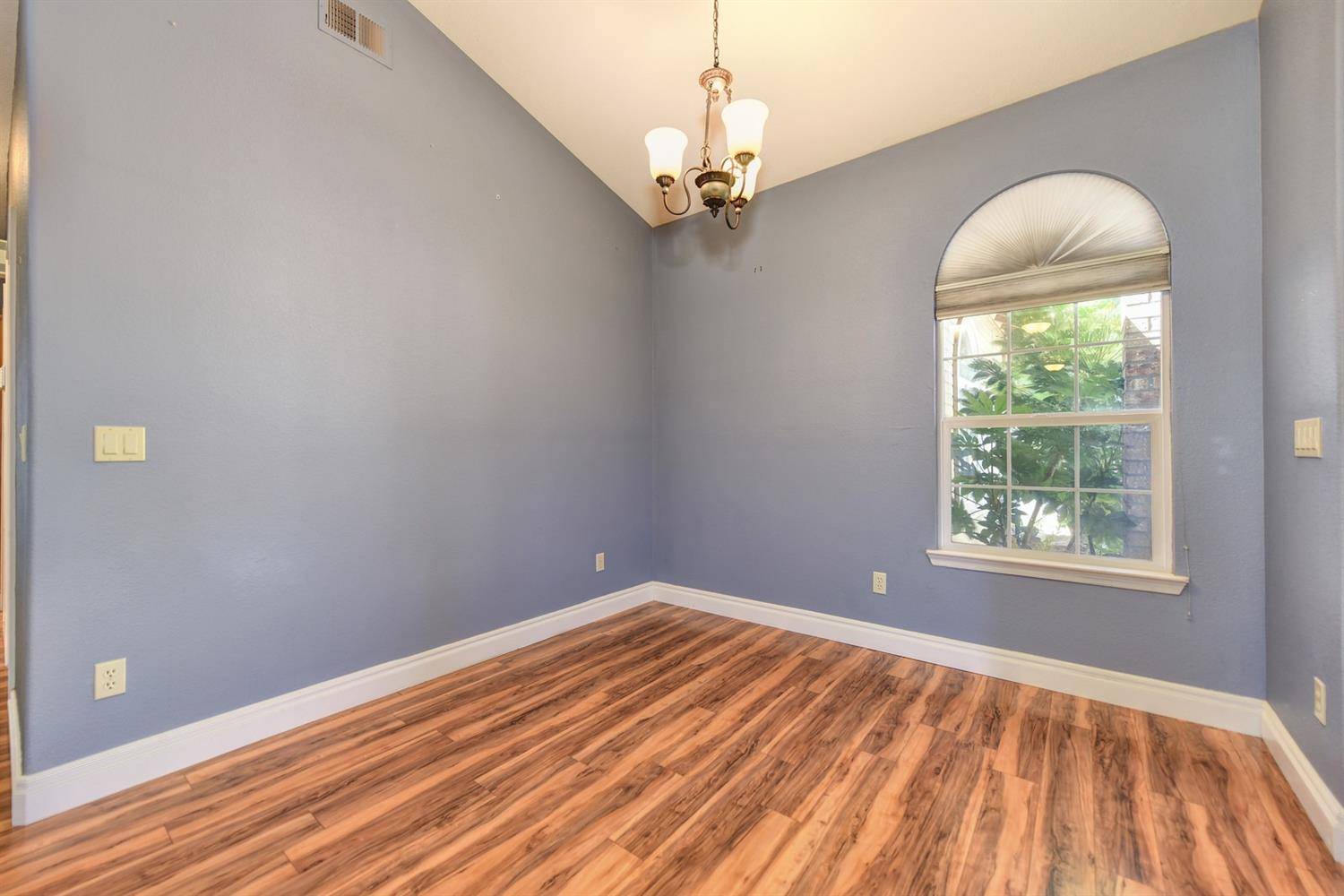 Yuba City, CA 95993,1624 Lancaster CT