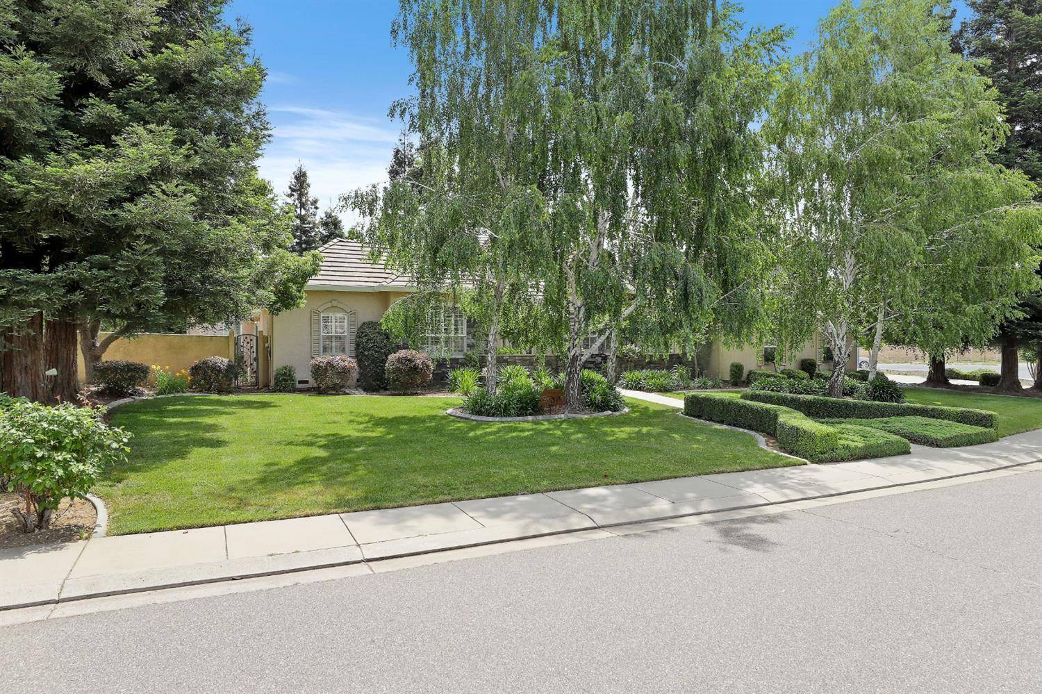 Oakdale, CA 95361,9900 Country Oak CT