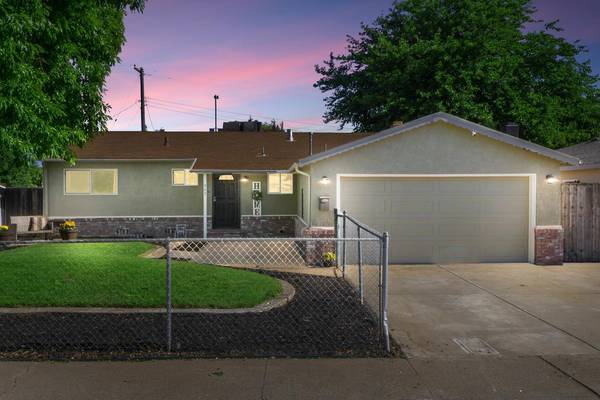 805 Meladee LN, Galt, CA 95632