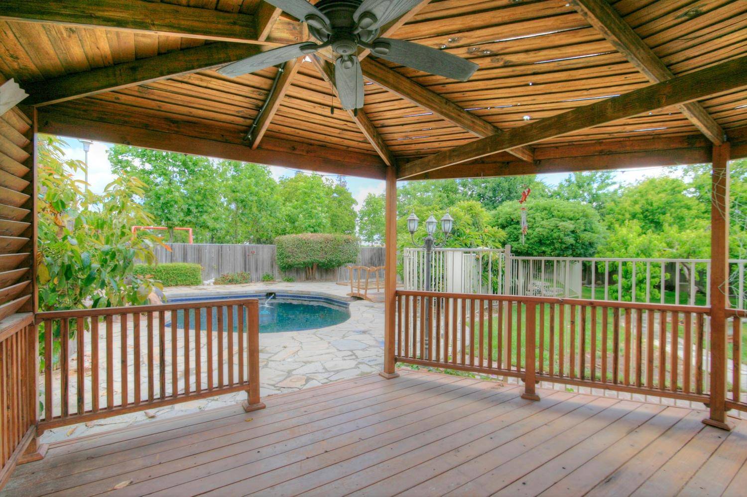 Sacramento, CA 95828,8669 Jerrandy CT