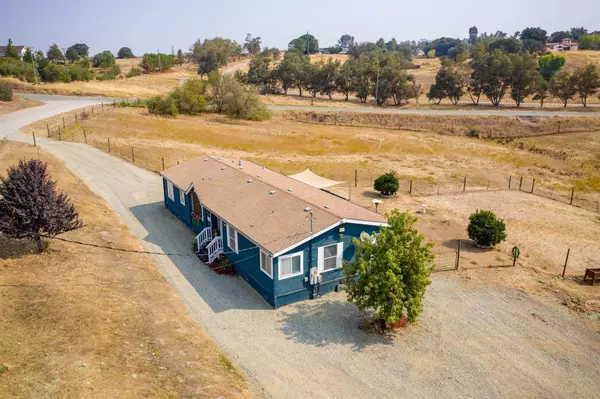 Wallace, CA 95254,10503 Limestone Rd.