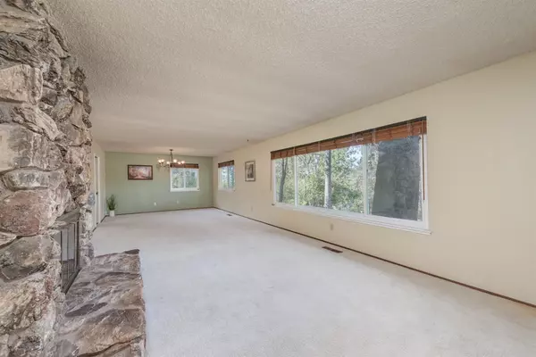 Placerville, CA 95667,1658 Country Club DR