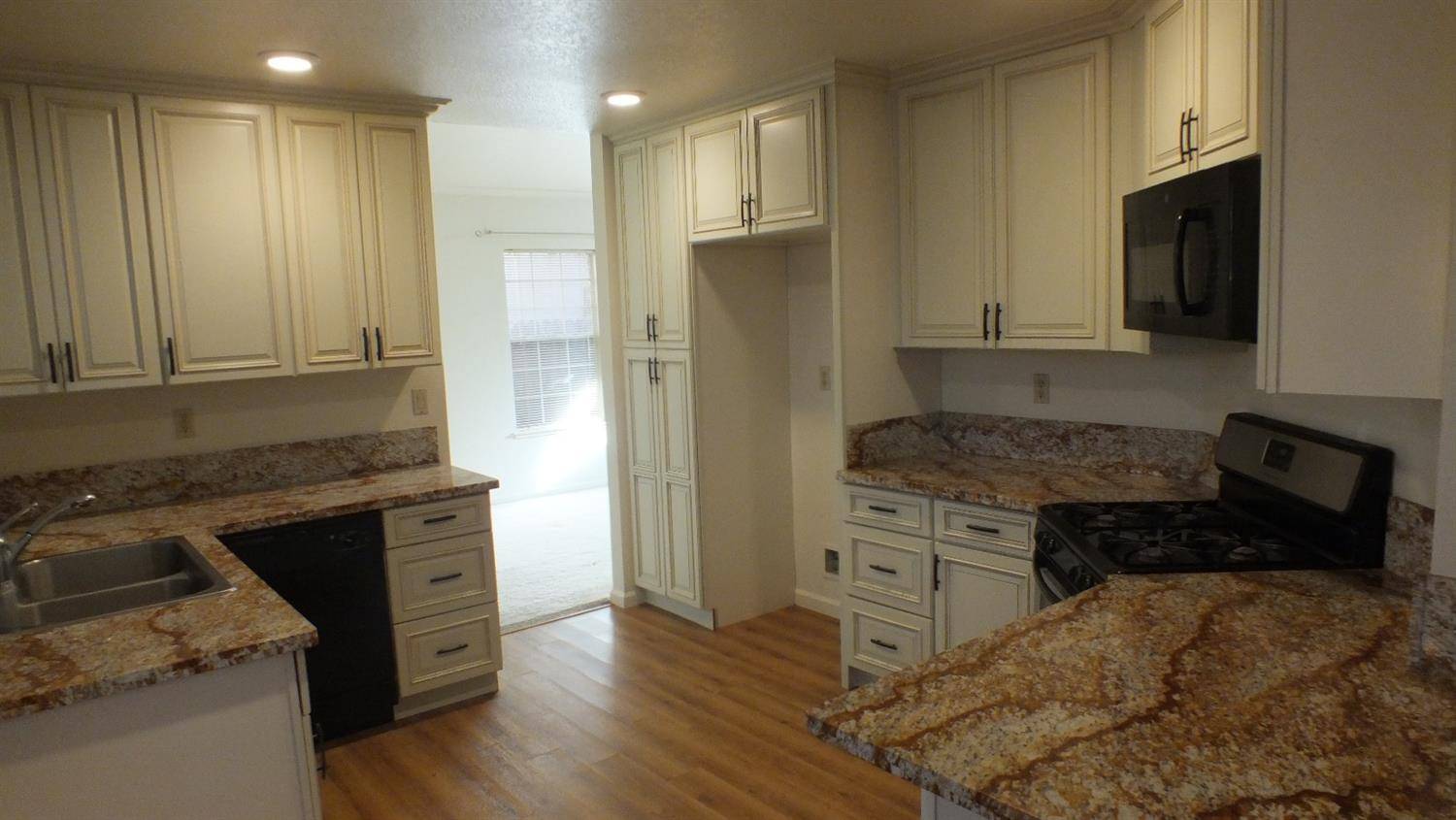 Sacramento, CA 95838,129 Copper Leaf WAY
