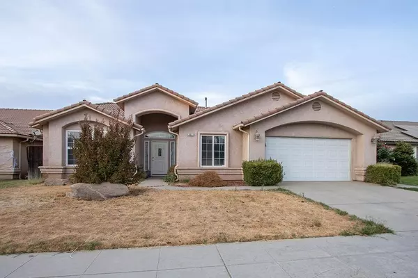 2527 Foxglove WAY, Madera, CA 93637