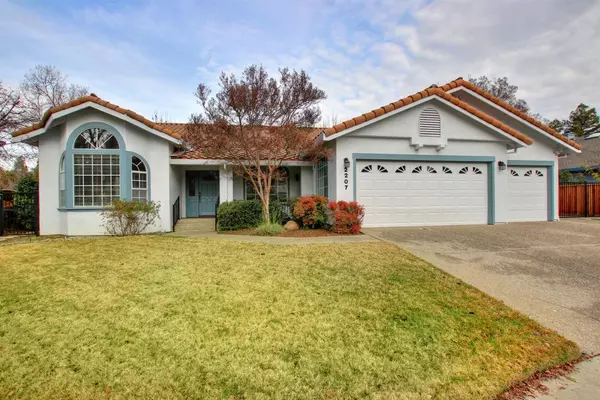 2207 Okeefe PL, Davis, CA 95618