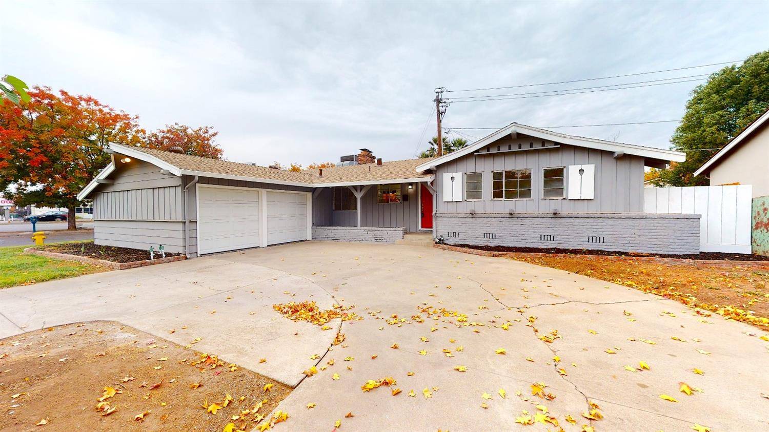 521 W Bianchi RD, Stockton, CA 95207