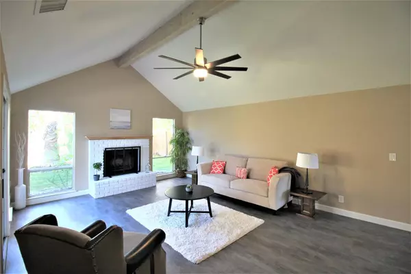 Davis, CA 95616,2002 Imperial AVE