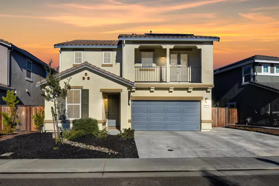 2324 Castle Pines WAY, Roseville, CA 95747